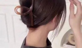 网红大夹子夹头发教程,轻松打造时尚发型